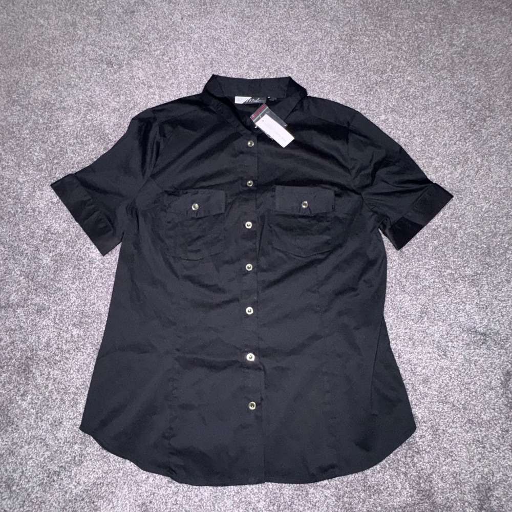 New York & Company Women's Black "Madison" Shirt Pointed Collar & Button Closure